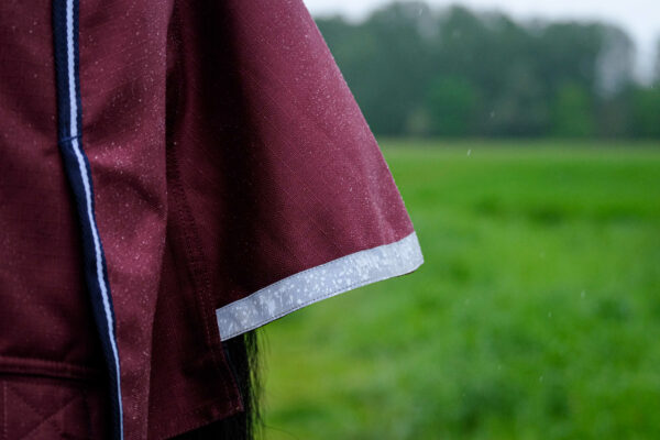 Equithéme magasított nyakú töltetlen karámtakaró Tyrex 1200 D Burgundy - Image 6